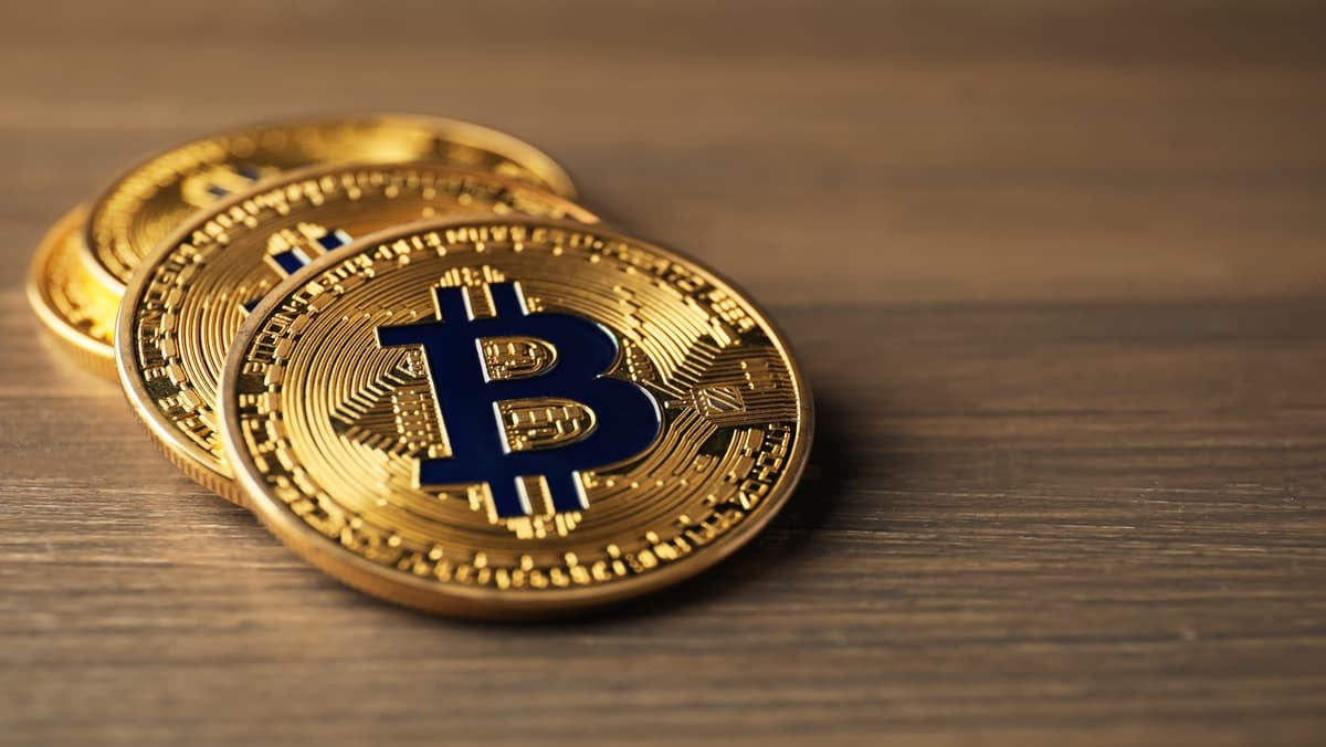 Bitcoin giữ vững vùng 74.000 USD: Dòng tiền đang quay trở lại?