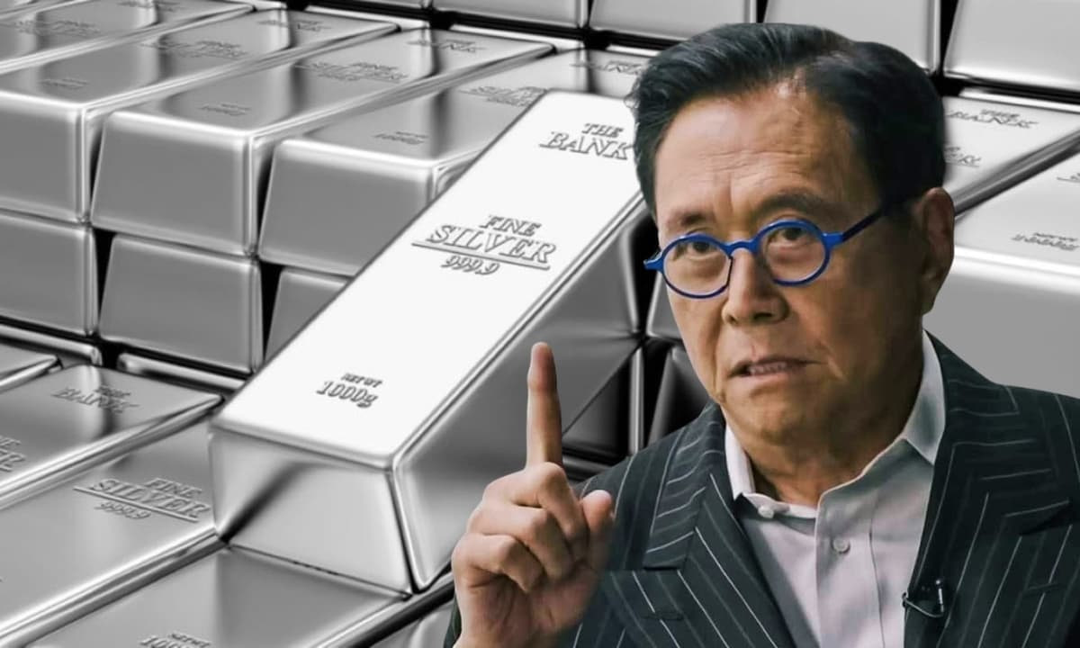 Robert Kiyosaki: Chiến tranh đang &acirc;m thầm &ldquo;ti&ecirc;u thụ&rdquo; bạc khi gi&aacute; XAG tăng 17%