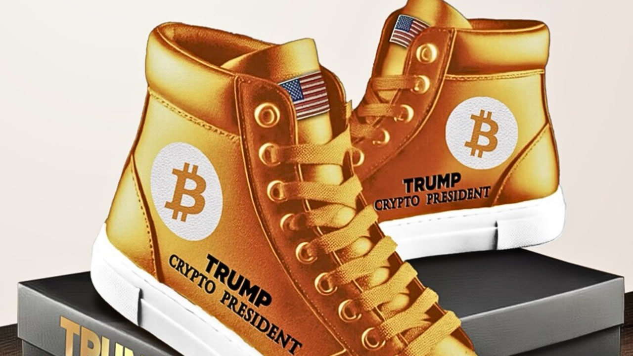 Donald Trump bán giày Sneakers Bitcoin sau phát biểu tại Hội nghị Bitcoin 2024