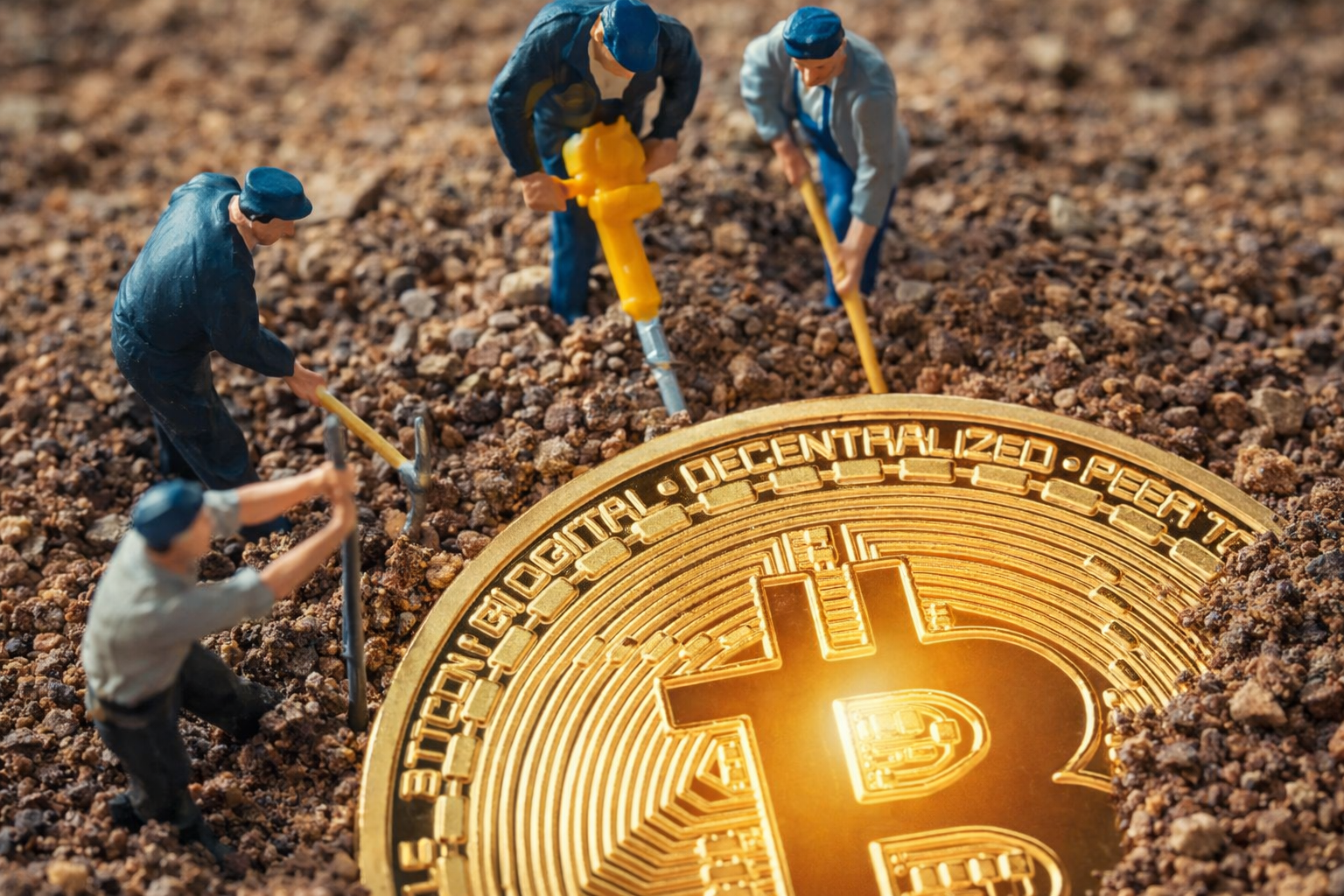 C&aacute;c c&ocirc;ng ty khai th&aacute;c Bitcoin đang tăng cường b&aacute;n BTC