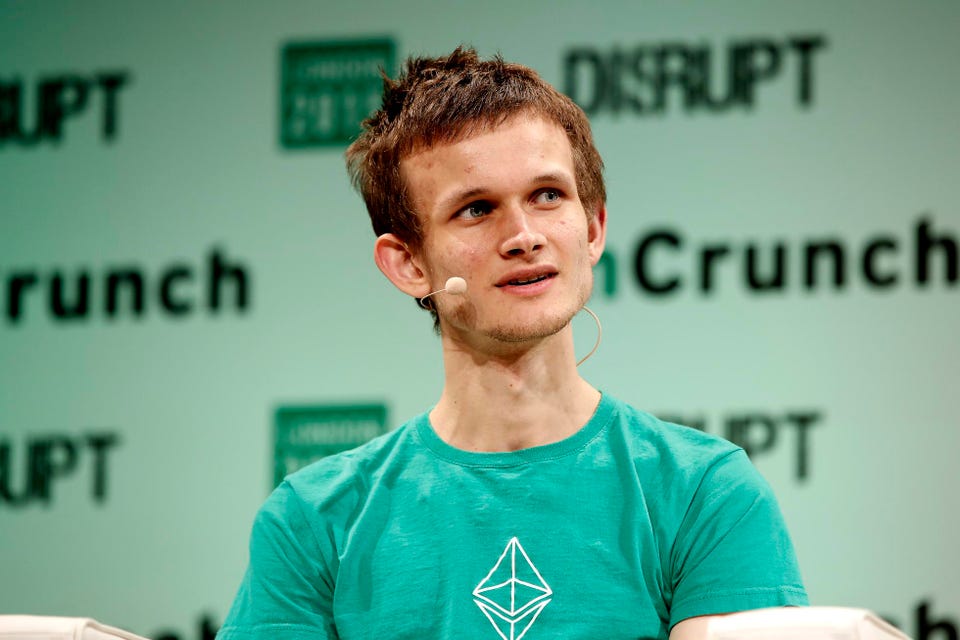 Vitalik Buterin (cha đẻ ETH) là một trong những thành viên được ủy quyền xem xét EIP