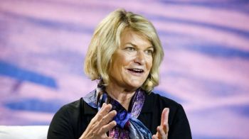 Mỹ chịu áp lực thông qua luật Clarity Act trước 2030